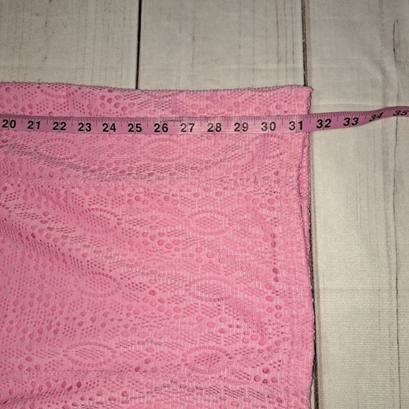 2 FOR 20 SALE Forever 21 Knit Eyelet Pink Icing Dress Size Medium - Picture 5 of 8